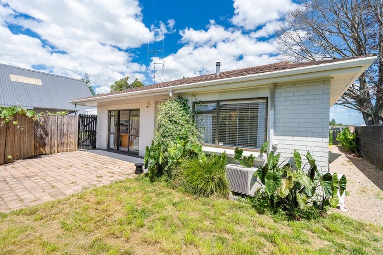 Photo of property in 10c Frances Street, Hamilton East, Hamilton, 3216