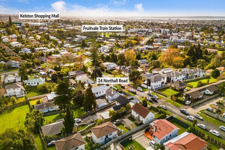 Photo of property in 24 Northall Road, New Lynn, Auckland, 0600