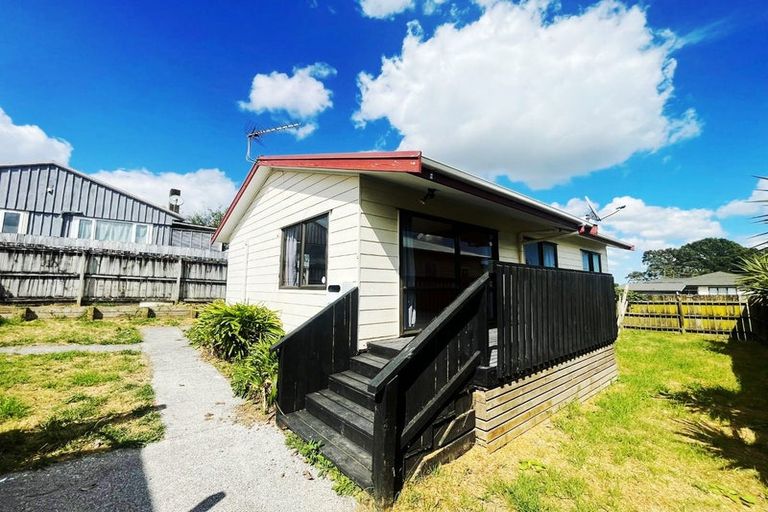 Photo of property in 116 Porchester Road, Papakura, 2110