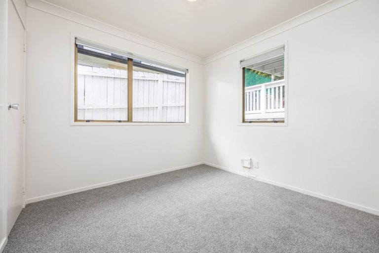 Photo of property in 15a Correa Court, Goodwood Heights, Auckland, 2105