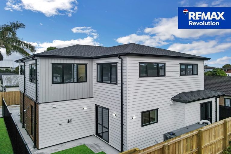 Photo of property in 21a Blanes Road, Weymouth, Auckland, 2103