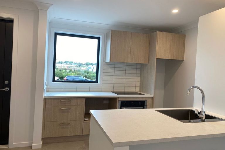 Photo of property in 51 Koura Drive, Red Beach, 0932