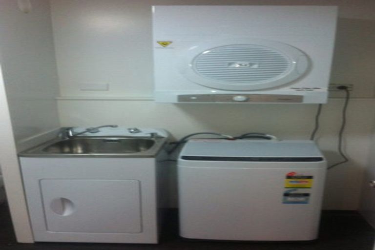 Photo of property in 8 Torrens Terrace, Mount Cook, Wellington, 6011