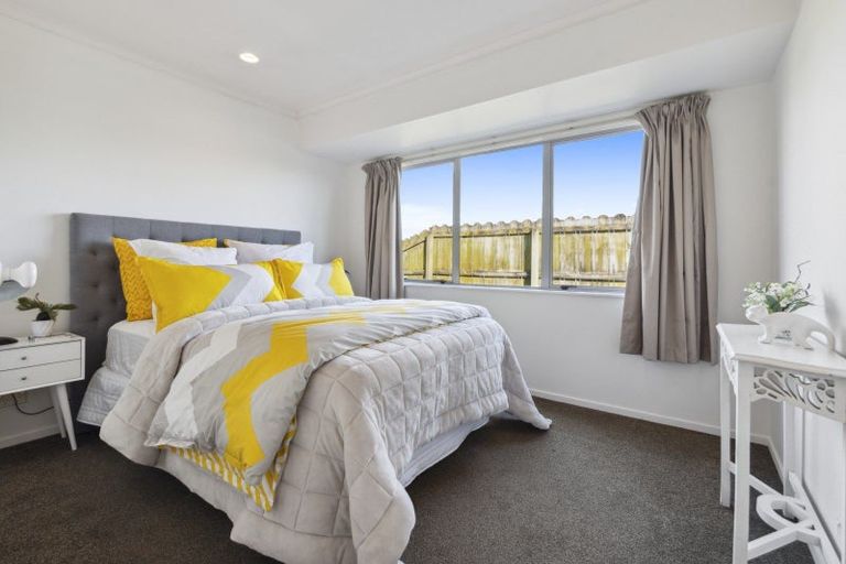 Photo of property in 3c Porchester Road, Papakura, 2110