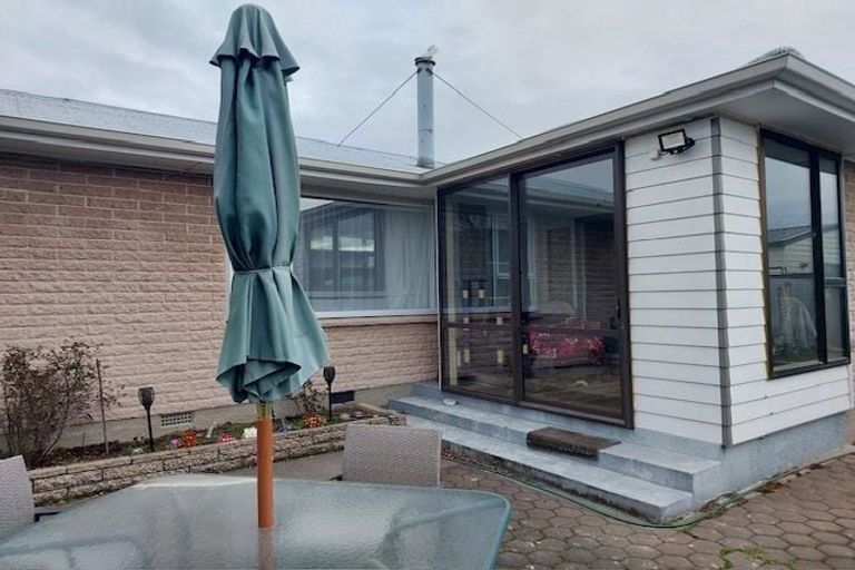Photo of property in 44 Seymour Street, Hornby, Christchurch, 8042
