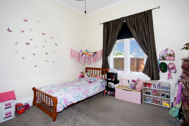 Photo of property in 7 Carr Street, Tuakau, 2121