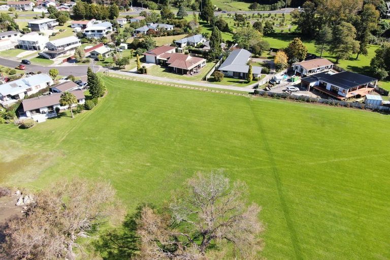 Photo of property in 126 Patiki Place, Whangamata, 3620