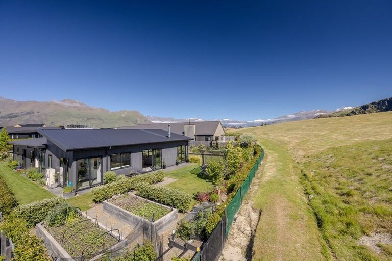 Photo of property in 87a Infinity Drive, Wanaka, 9305