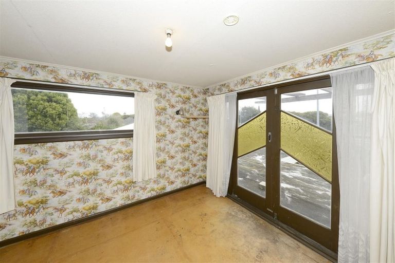 Photo of property in 8 Travis Road, Burwood, Christchurch, 8083