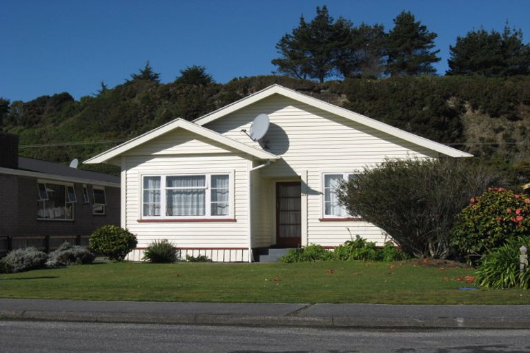 Photo of property in 240 Sewell Street, Hokitika, 7810