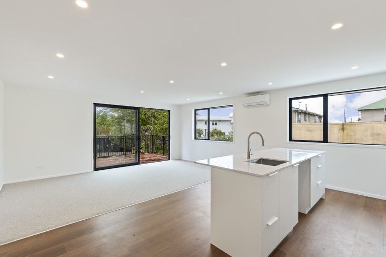 Photo of property in 98a South Road, Blagdon, 4310