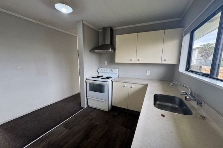 Photo of property in 30 Ngata Street, Palmerston North, 4410