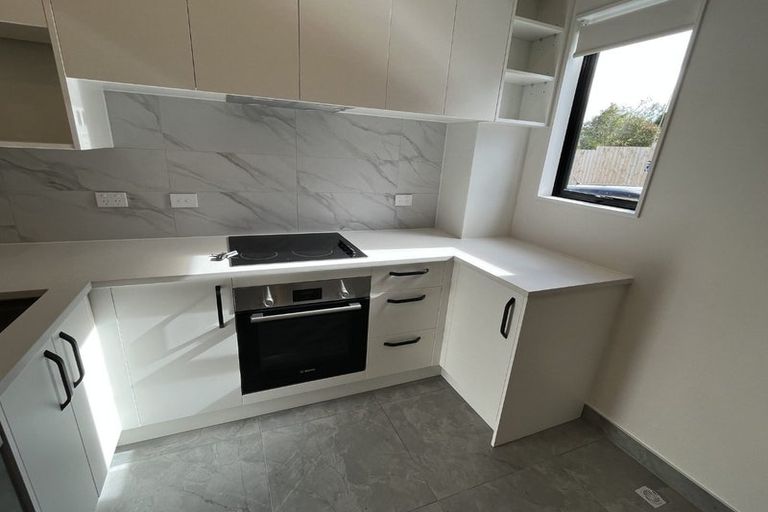 Photo of property in 7/241 Don Buck Road, Massey, Auckland, 0614