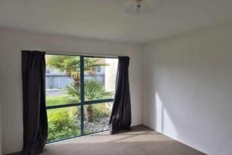 Photo of property in 42 Cobden Street, Gisborne, 4010