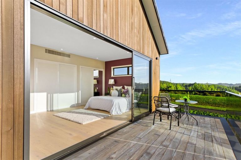 Photo of property in 46 Taha Puke Road, Okura Bush, Silverdale, 0794