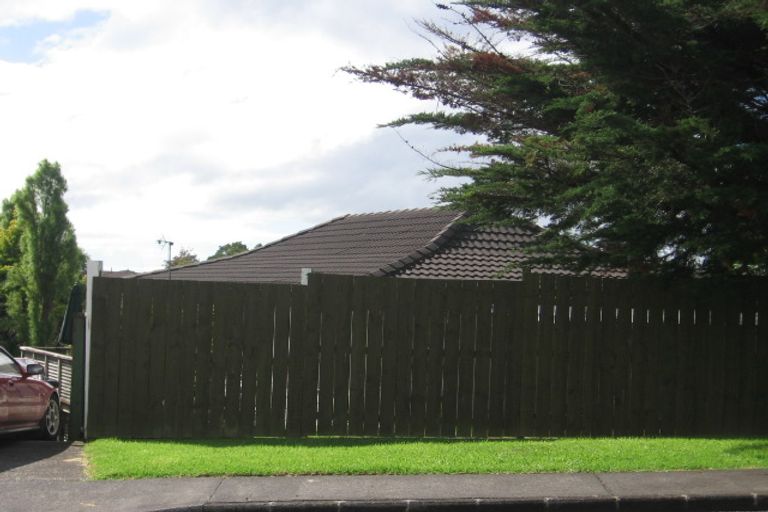 Photo of property in 101 Solar Road, Glen Eden, Auckland, 0602