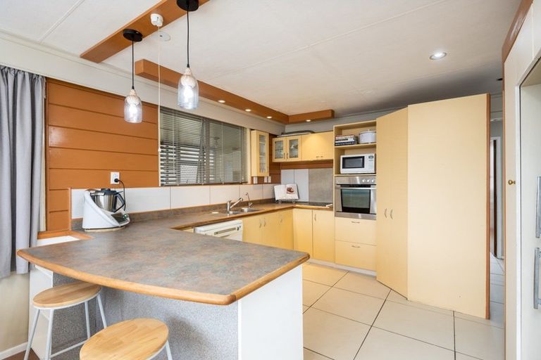 Photo of property in 27 High Street East, Waitara, 4320