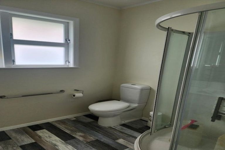 Photo of property in 4 Kotare Street, Waikanae, 5036