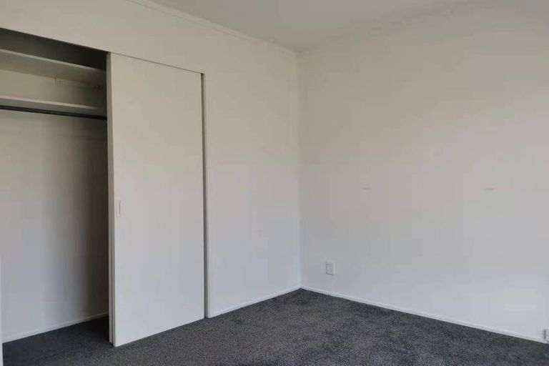 Photo of property in 1/5 Merriefield Avenue, Forrest Hill, Auckland, 0620