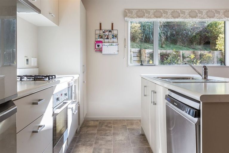 Photo of property in 14 Moonraker Place, Whitby, Porirua, 5024