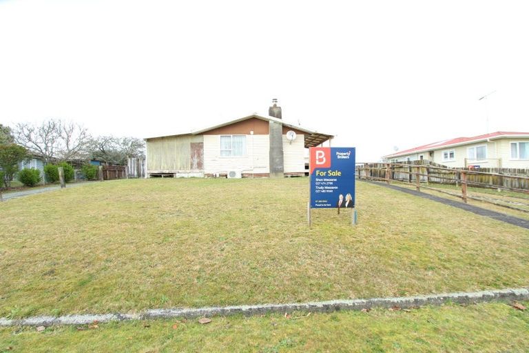 Photo of property in 17 Cairngorm Place, Tokoroa, 3420