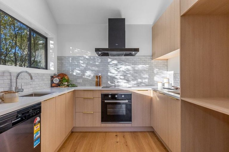 Photo of property in 175 Hackthorne Road, Cashmere, Christchurch, 8022