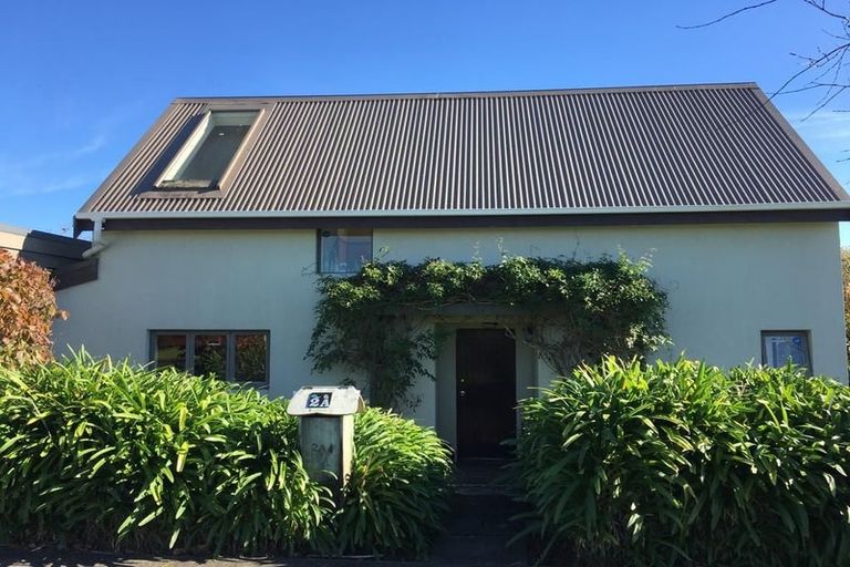 Photo of property in 2a Seaforth Avenue, Mangere Bridge, Auckland, 2022