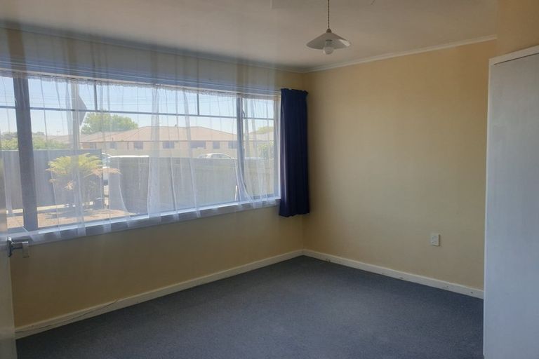 Photo of property in 15 Meeanee Road, Taradale, Napier, 4112