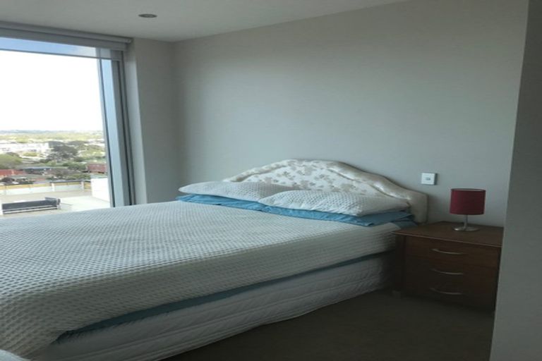 Photo of property in Sentinel Apartments, 1005/3 Northcroft Street, Takapuna, Auckland, 0622