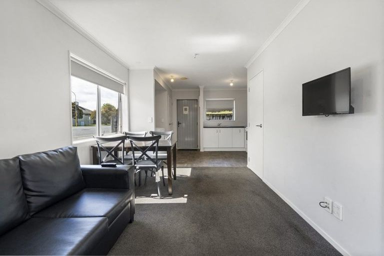 Photo of property in 1/81 Normandy Avenue, Melville, Hamilton, 3206