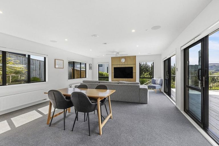 Photo of property in 168 Endeavour Drive, Whitby, Porirua, 5024