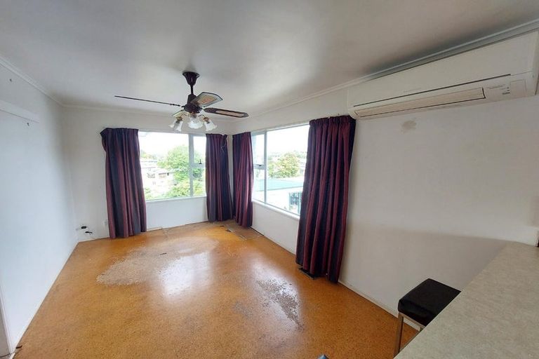 Photo of property in 11 Keegan Drive, Massey, Auckland, 0614