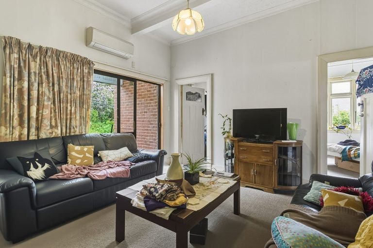 Photo of property in 64 Arthur Street, Dunedin Central, Dunedin, 9016