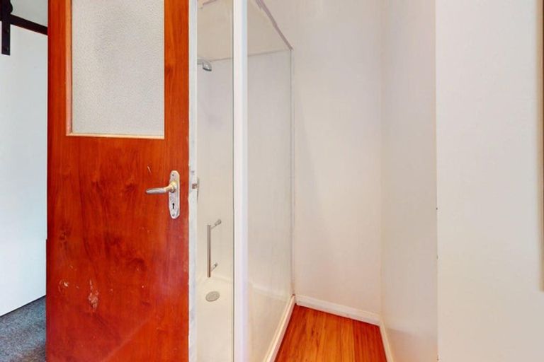 Photo of property in 28 Knowles Street, Terrace End, Palmerston North, 4410