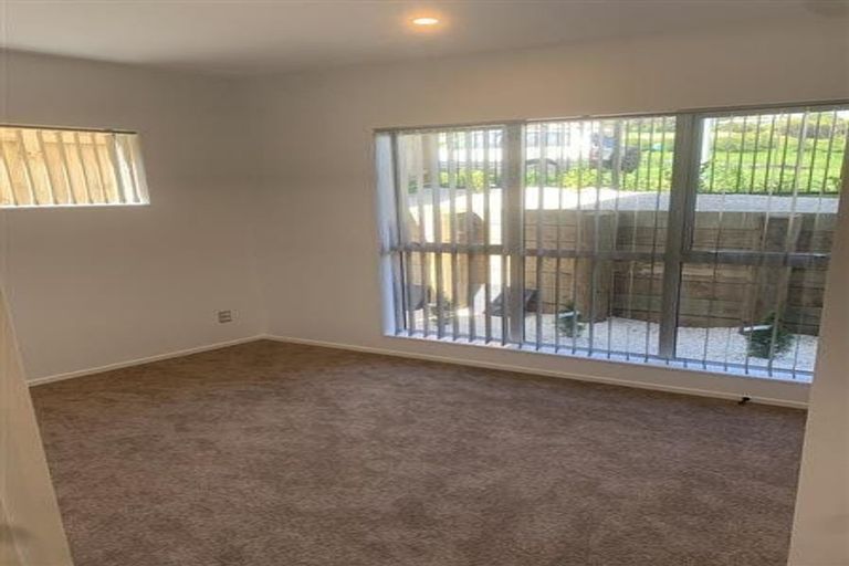 Photo of property in 32 Lime Hill Rise, Flat Bush, Auckland, 2019