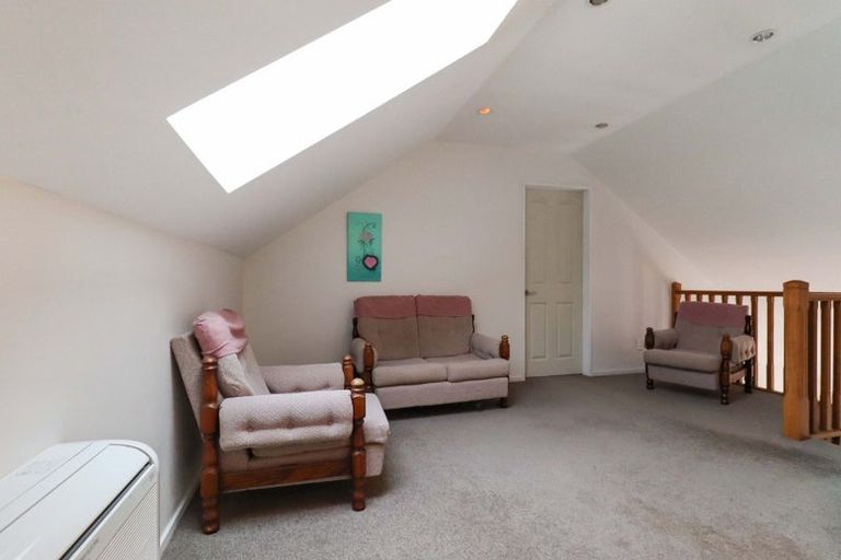 Photo of property in 15 Park Road, Belmont, Lower Hutt, 5010