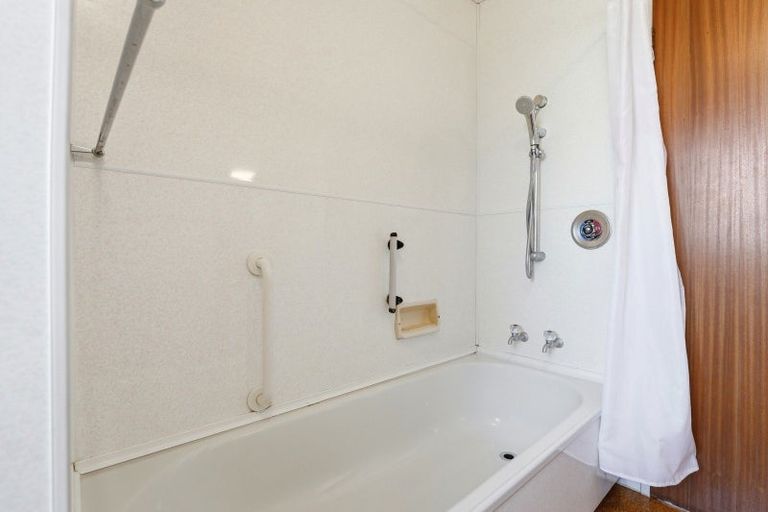 Photo of property in 5a Cambridge Street, Pahiatua, 4910