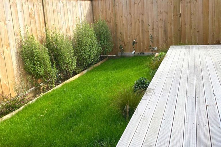 Photo of property in 7 Herekino Street, Westgate, Auckland, 0814