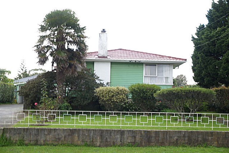 Photo of property in 15 Mervan Street, Mangere East, Auckland, 2024