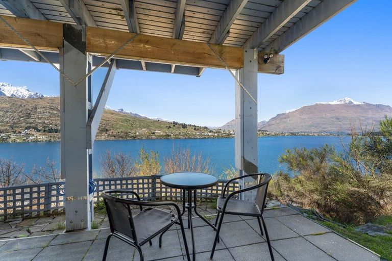 Photo of property in 34 Golden Terrace, Queenstown, 9300