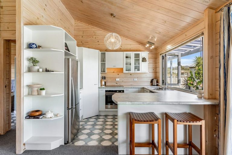 Photo of property in 16 The Dunes, Pauanui, Hikuai, 3579