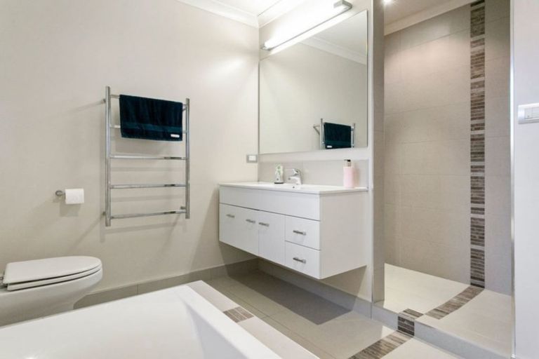 Photo of property in 23 Lilac Close, Cambridge, 3434