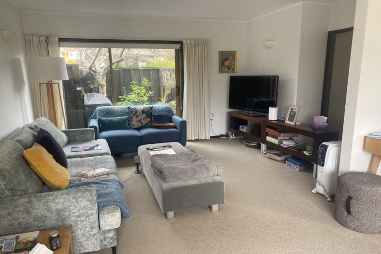 Photo of property in 63a/1 Norwood Road, Bayswater, Auckland, 0622