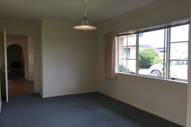 Photo of property in 15 San Vito Place, Paraparaumu Beach, Paraparaumu, 5032