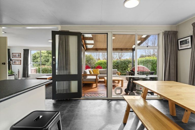 Photo of property in 23 Kereru Street, Two Mile Bay, Taupo, 3330