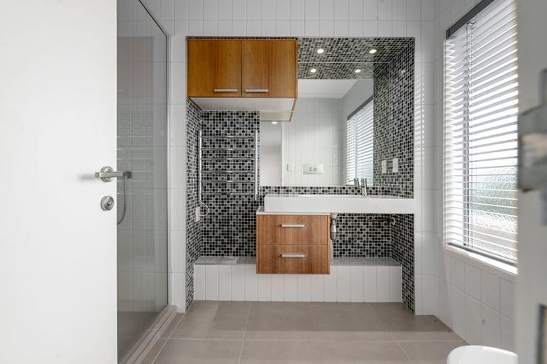 Photo of property in 2/22 Dawson Street, Hamilton East, Hamilton, 3216