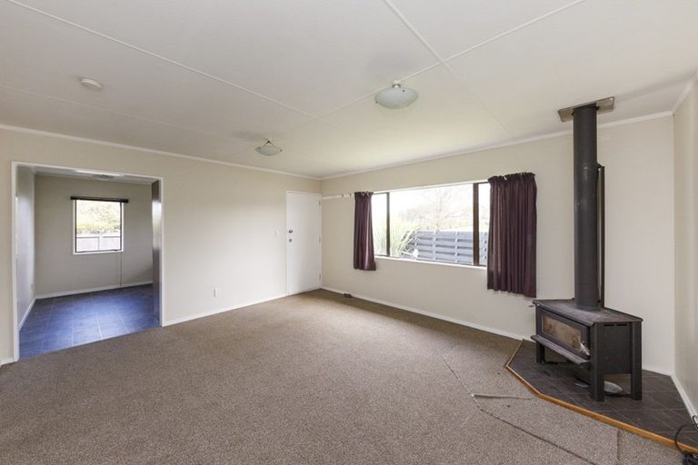 Photo of property in 7 Peter Hall Drive, Kelvin Grove, Palmerston North, 4414