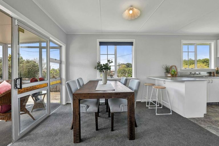 Photo of property in 14a Trafalgar Street, Westown, New Plymouth, 4310