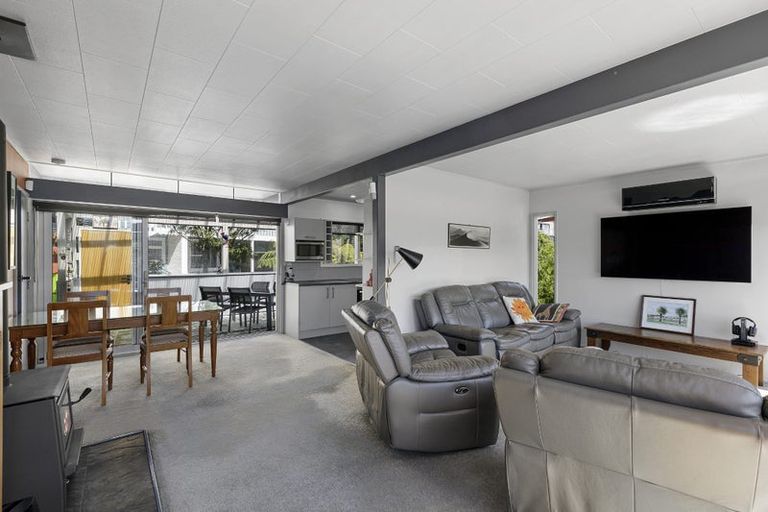 Photo of property in 12 Willcox Grove, Naenae, Lower Hutt, 5011