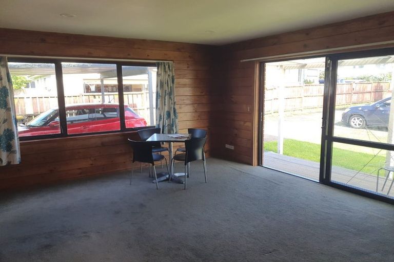 Photo of property in 313a Pakuranga Road, Pakuranga Heights, Auckland, 2010